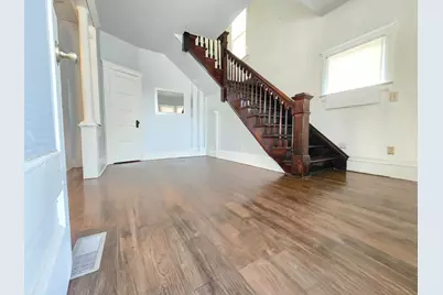 481 Division Street, Elgin, IL 60120 - Photo 2