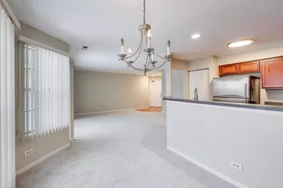 249 W Lynn Drive #6, Palatine, IL 60067 - Photo 4