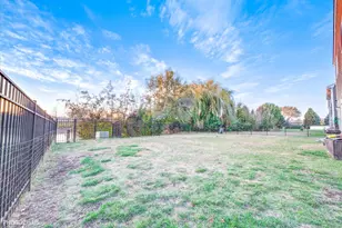 442 S Dollinger Dr, Romeoville, IL 60446 - Photo 4