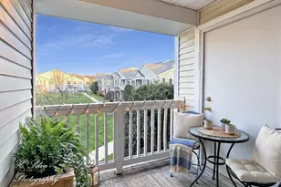 1431 Silverstone Dr, Carpentersville, IL 60110 - Photo 12