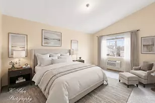 1431 Silverstone Dr, Carpentersville, IL 60110 - Photo 6