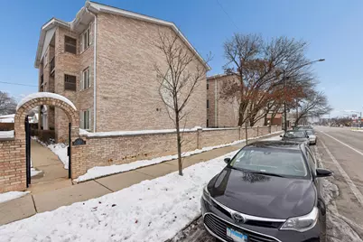 5413 N Milwaukee Avenue #3B, Chicago, IL 60630 - Photo 1