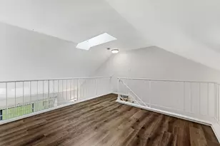 4564 Topaz Dr, Hoffman Estates, IL 60192 - Photo 12