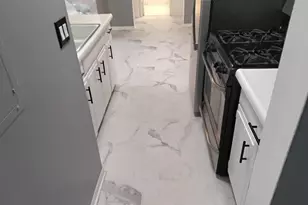 1060 W Hollywood Ave, Chicago, IL 60660 - Photo 8