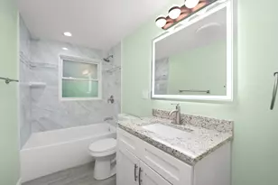 13228 S Rhodes Ave, Chicago, IL 60827 - Photo 6