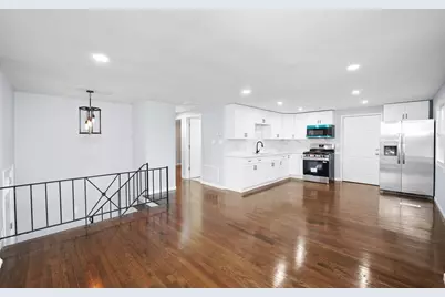 13228 S Rhodes Avenue, Chicago, IL 60827 - Photo 4