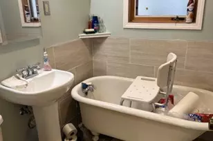 5710 N Karlov Ave, Chicago, IL 60646 - Photo 6