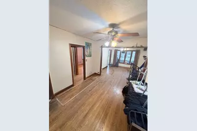 5710 N Karlov Avenue, Chicago, IL 60646 - Photo 4