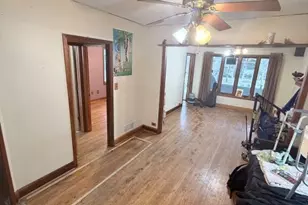 5710 N Karlov Ave, Chicago, IL 60646 - Photo 4