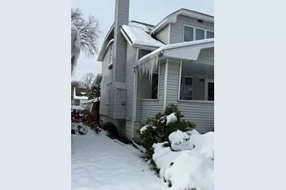 5710 N Karlov Avenue, Chicago, IL 60646 - Photo 2