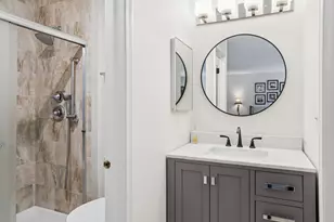 52 White Oak Cir, Saint Charles, IL 60174 - Photo 12