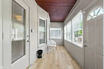 1024 S Ridgeland Avenue, Oak Park, IL 60304 - Photo 2