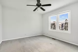 1000 Cumberland Ln, Buffalo Grove, IL 60089 - Photo 24