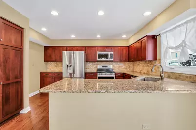 1000 Cumberland Lane, Buffalo Grove, IL 60089 - Photo 16