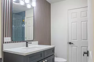 916 E 168th St, South Holland, IL 60473 - Photo 30