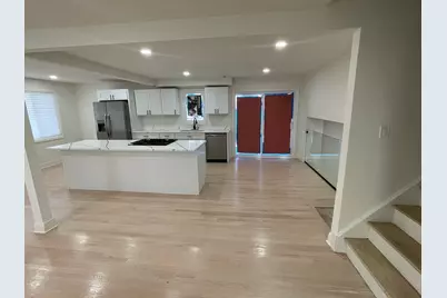 916 E 168th Street, South Holland, IL 60473 - Photo 4