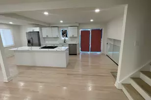 916 E 168th St, South Holland, IL 60473 - Photo 4