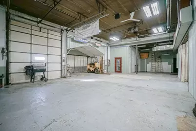 2045 W Galena Avenue, Freeport, IL 61032 - Photo 18