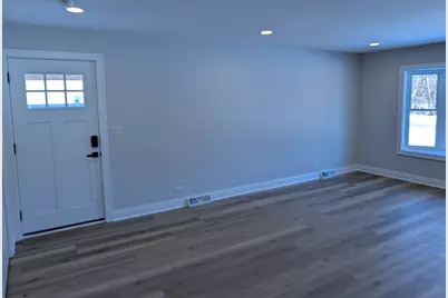 564 Adele Street, Elmhurst, IL 60126 - Photo 12