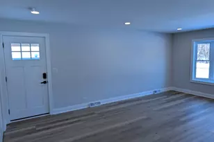 564 Adele St, Elmhurst, IL 60126 - Photo 12