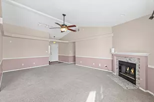 606 N Cedar Dr, Saint John, IL 61873 - Photo 8