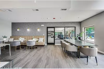 2000 Chestnut Avenue #407, Glenview, IL 60025 - Photo 18