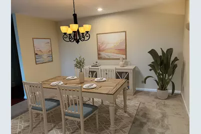 2000 Chestnut Avenue #407, Glenview, IL 60025 - Photo 6