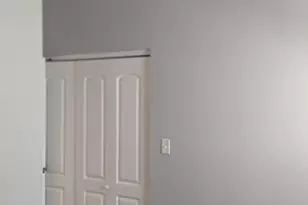 3925 S Indiana Ave, Chicago, IL 60653 - Photo 8