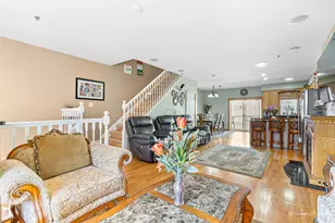 183 N East River Rd, Des Plaines, IL 60016 - Photo 4