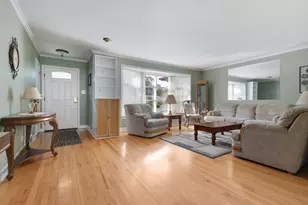 243 N Richards Dr, Palatine, IL 60074 - Photo 4