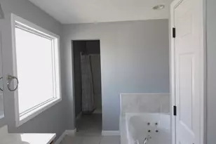 901 Brighton St, Mackinaw, IL 61755 - Photo 16