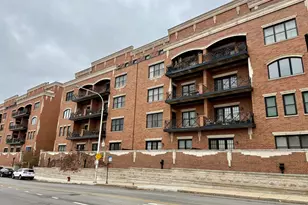 2811 N Bell Ave, Chicago, IL 60618 - Photo 4