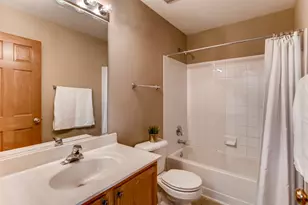 961 Genesee Ct, Naperville, IL 60563 - Photo 12