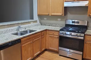 961 Genesee Ct, Naperville, IL 60563 - Photo 4