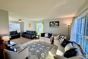 601 Greystone Ln, Bolingbrook, IL 60440 - Photo 8