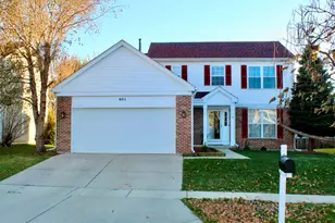 601 Greystone Ln, Bolingbrook, IL 60440 - Photo 1
