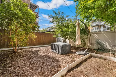 6328 N Magnolia Avenue, Chicago, IL 60660 - Photo 16