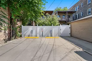 6328 N Magnolia Ave, Chicago, IL 60660 - Photo 18