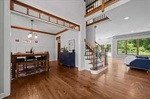 5N587 Prairie Springs Dr, Saint Charles, IL 60175 - Photo 4