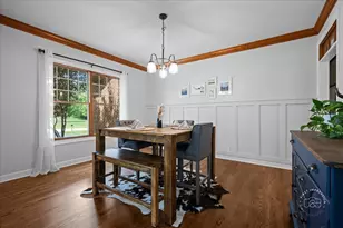 5N587 Prairie Springs Dr, Saint Charles, IL 60175 - Photo 6