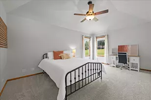 5N587 Prairie Springs Dr, Saint Charles, IL 60175 - Photo 24