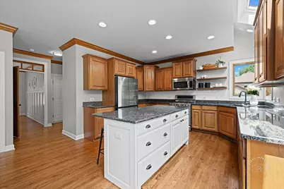 5N587 Prairie Springs Drive, Saint Charles, IL 60175 - Photo 12