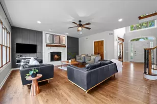 5N587 Prairie Springs Dr, Saint Charles, IL 60175 - Photo 8