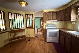 278 Blackthorn Rd, Matteson, IL 60443 - Photo 2