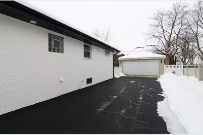 324 Parkside Avenue, Itasca, IL 60143 - Photo 36