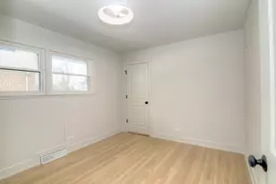 324 Parkside Ave, Itasca, IL 60143 - Photo 14