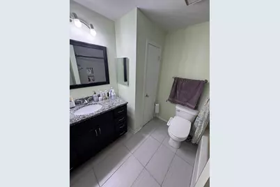 [Address not provided], Buffalo Grove, IL 60089 - Photo 16