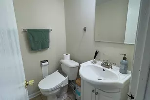 [Address not provided], Buffalo Grove, IL 60089 - Photo 8