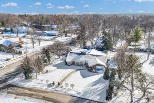 22 Greencroft Dr, Champaign, IL 61821 - Photo 88