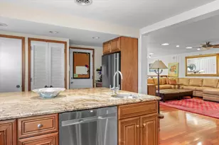 22 Greencroft Dr, Champaign, IL 61821 - Photo 28